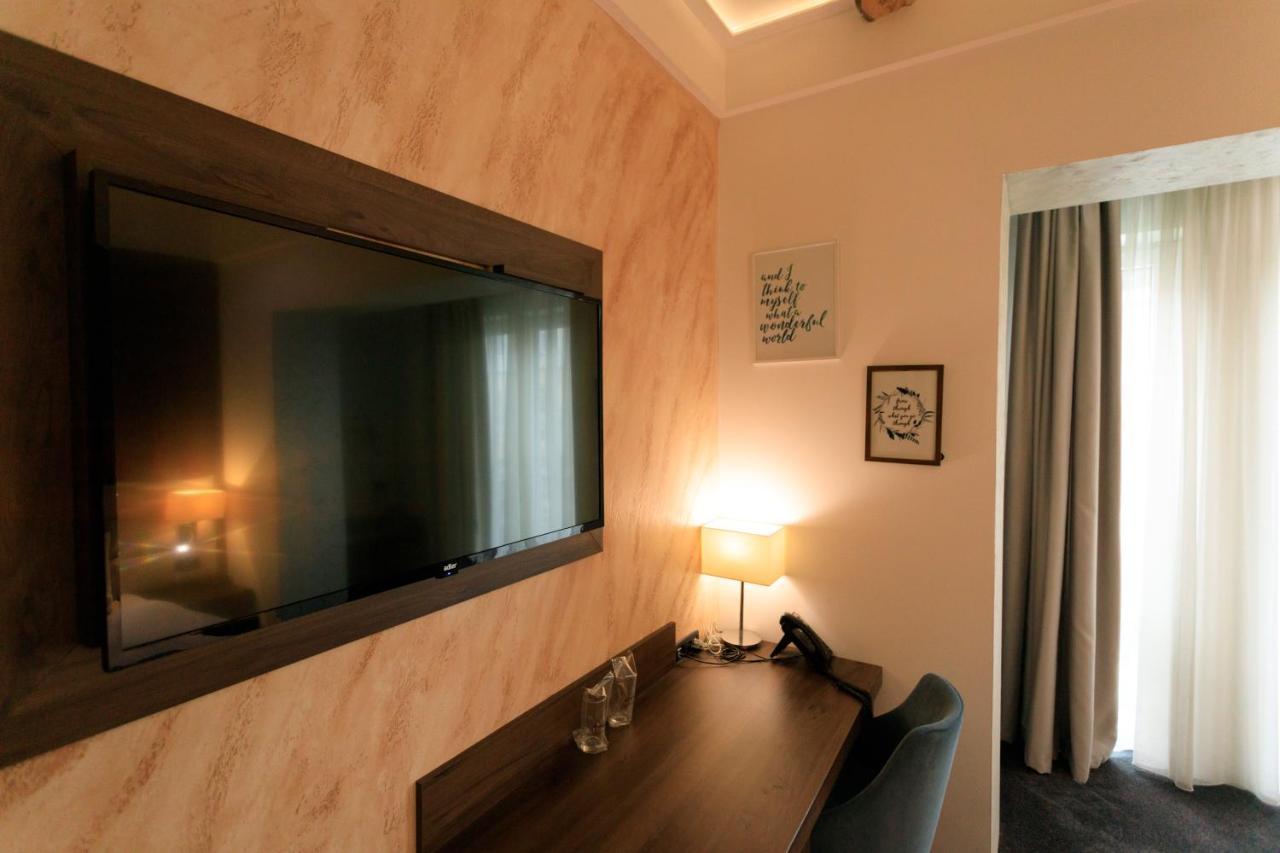 Hotel Elements *